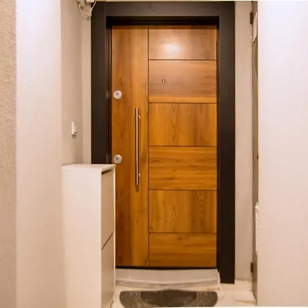 Centrally Located Flat Near Kulturpark * İzmir